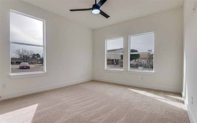 3614 Latimer Street, Dallas, TX 75215, 4 Bedrooms Bedrooms, ,2 BathroomsBathrooms,Residential,For Sale,3614 Latimer Street,0,21185252