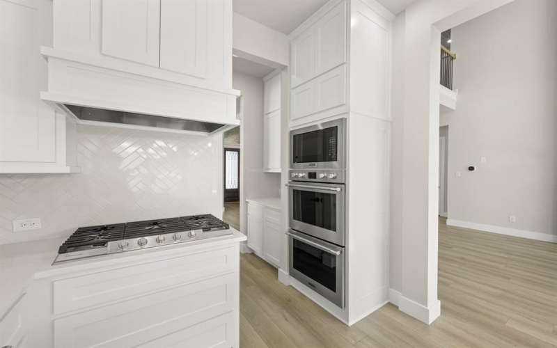 2306 Flock Drive, Mansfield, TX 76063, 4 Bedrooms Bedrooms, ,3 BathroomsBathrooms,Residential,For Sale,2306 Flock Drive,0,21185276