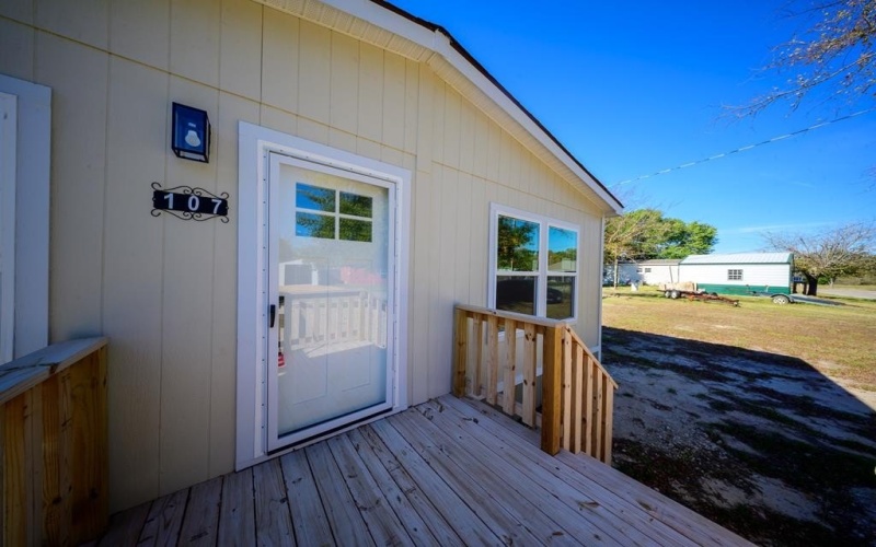 107 Callie Ln, Gun Barrel City, TX 75156, 3 Bedrooms Bedrooms, ,2 BathroomsBathrooms,Residential,For Sale,107 Callie Ln,0,101748