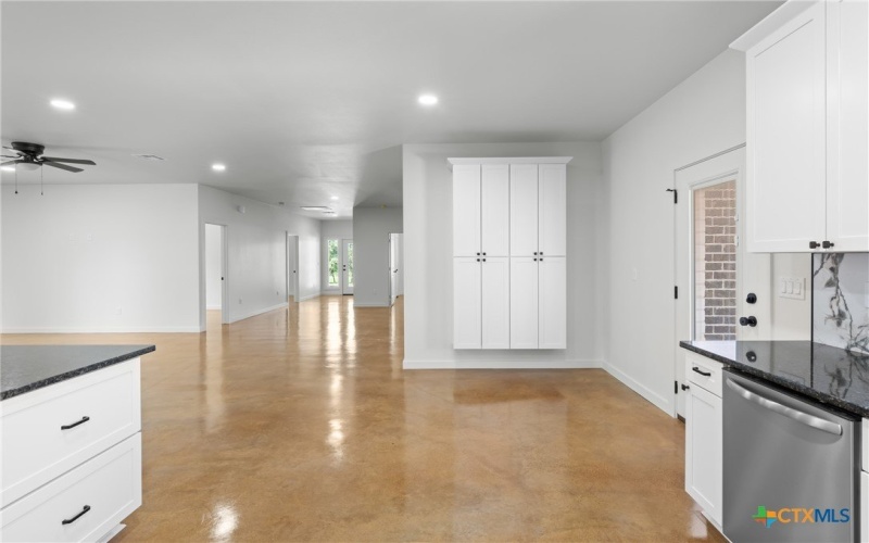 5165 Comanche Drive, Temple, TX 76502, 4 Bedrooms Bedrooms, ,2 BathroomsBathrooms,Residential,For Sale,5165 Comanche Drive,0,604951