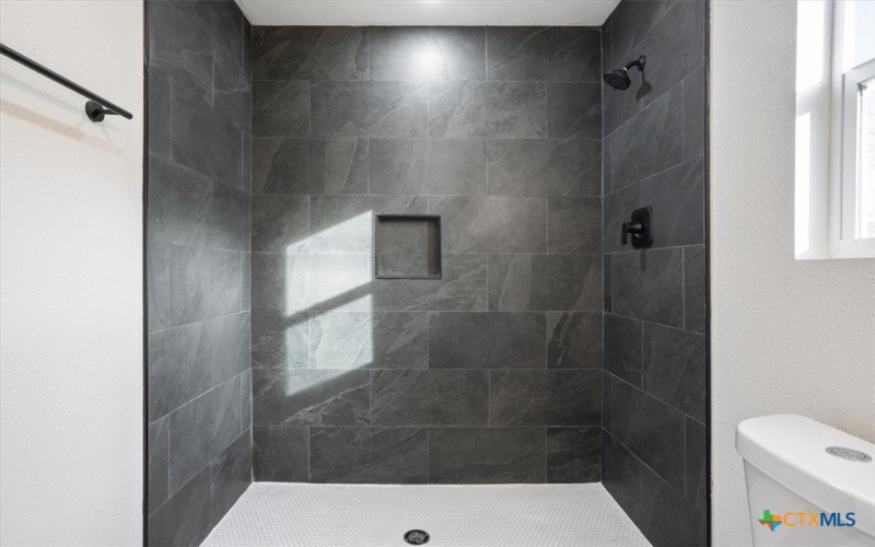 707 S 13th Street, Temple, TX 76504, 3 Bedrooms Bedrooms, ,2 BathroomsBathrooms,Residential,For Sale,707 S 13th Street,0,604593