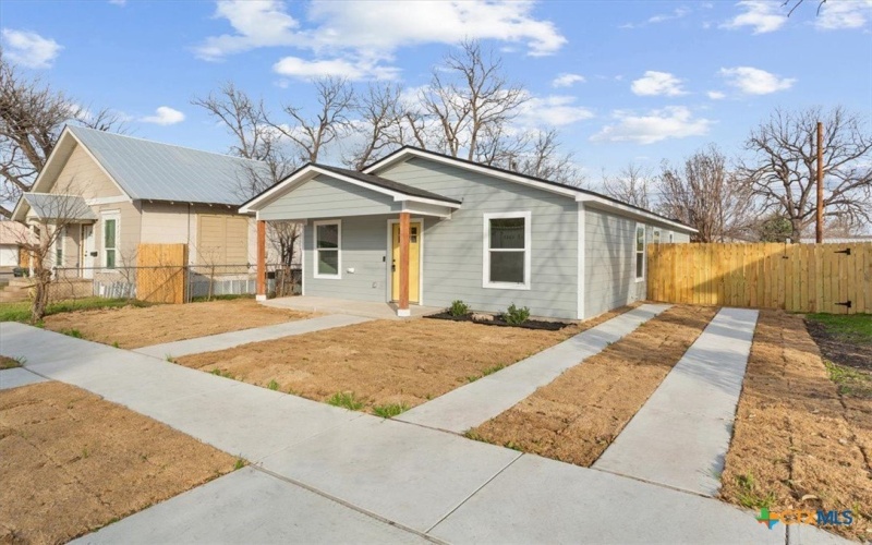 707 S 13th Street, Temple, TX 76504, 3 Bedrooms Bedrooms, ,2 BathroomsBathrooms,Residential,For Sale,707 S 13th Street,0,604593