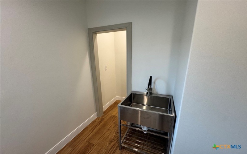 1736 Stallion Springs, Fischer, TX 78623, 3 Bedrooms Bedrooms, ,2 BathroomsBathrooms,Residential,For Sale,1736 Stallion Springs,0,604833