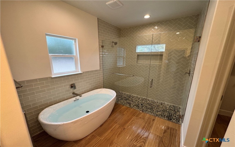 1736 Stallion Springs, Fischer, TX 78623, 3 Bedrooms Bedrooms, ,2 BathroomsBathrooms,Residential,For Sale,1736 Stallion Springs,0,604833