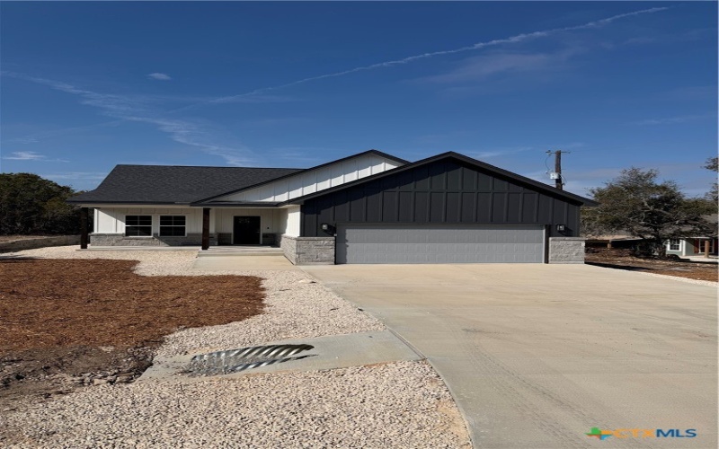 1736 Stallion Springs, Fischer, TX 78623, 3 Bedrooms Bedrooms, ,2 BathroomsBathrooms,Residential,For Sale,1736 Stallion Springs,0,604833