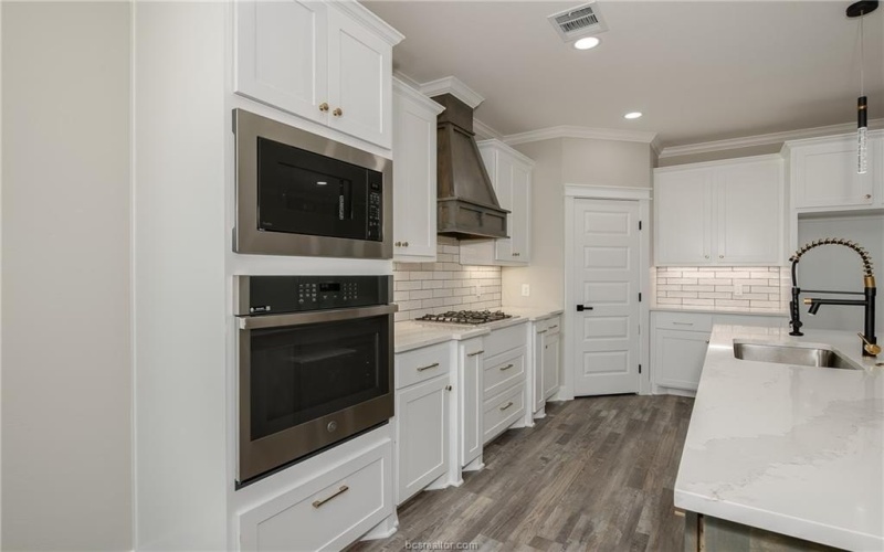 2908 Goldberg, Bryan, TX 77808, 4 Bedrooms Bedrooms, ,2 BathroomsBathrooms,Residential,For Sale,2908 Goldberg,0,26001621