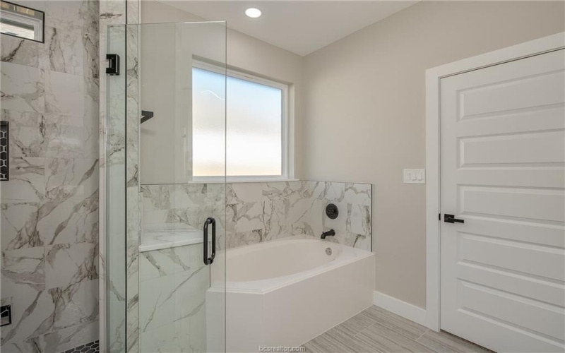 2908 Goldberg, Bryan, TX 77808, 4 Bedrooms Bedrooms, ,2 BathroomsBathrooms,Residential,For Sale,2908 Goldberg,0,26001621