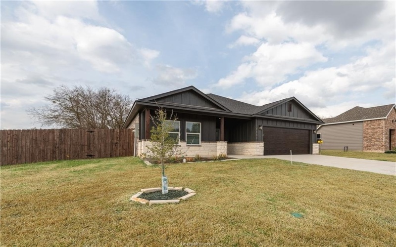 2303 White Wing Drive, Navasota, TX 77868, 3 Bedrooms Bedrooms, ,2 BathroomsBathrooms,Residential,For Sale,2303 White Wing Drive,0,26002188
