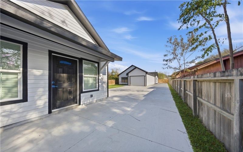 2905 Houston Street, Corpus Christi, TX 78415, 4 Bedrooms Bedrooms, ,3 BathroomsBathrooms,Residential,For Sale,2905 Houston Street,0,471614