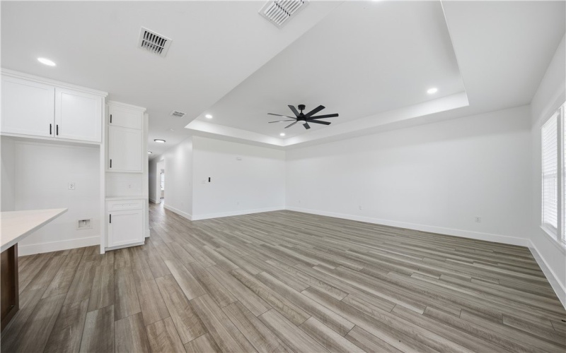 2905 Houston Street, Corpus Christi, TX 78415, 4 Bedrooms Bedrooms, ,3 BathroomsBathrooms,Residential,For Sale,2905 Houston Street,0,471614