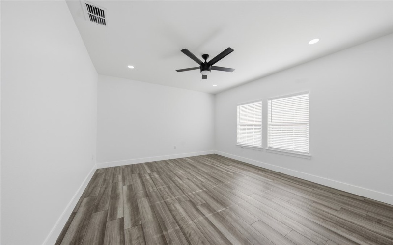 2905 Houston Street, Corpus Christi, TX 78415, 4 Bedrooms Bedrooms, ,3 BathroomsBathrooms,Residential,For Sale,2905 Houston Street,0,471614