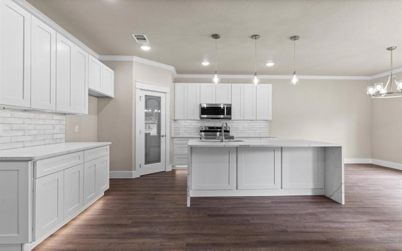 2127 Christine Drive, Granbury, TX 76048, 4 Habitaciones Habitaciones , ,2 BañosBaños,Residential,En Venta,2127 Christine Drive,20586893