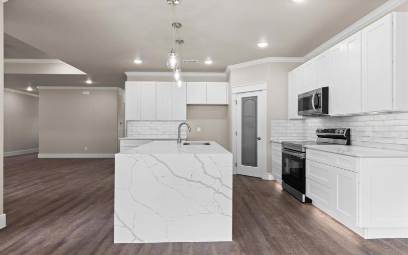 2127 Christine Drive, Granbury, TX 76048, 4 Habitaciones Habitaciones , ,2 BañosBaños,Residential,En Venta,2127 Christine Drive,20586893