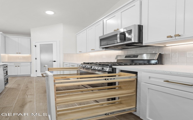 3941 Peak Place, El Paso, TX 79938, 4 Bedrooms Bedrooms, ,2 BathroomsBathrooms,Residential,For Sale,3941 Peak Place,0,938576