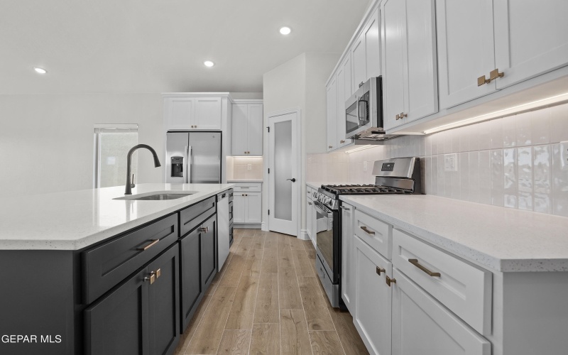 3941 Peak Place, El Paso, TX 79938, 4 Bedrooms Bedrooms, ,2 BathroomsBathrooms,Residential,For Sale,3941 Peak Place,0,938576