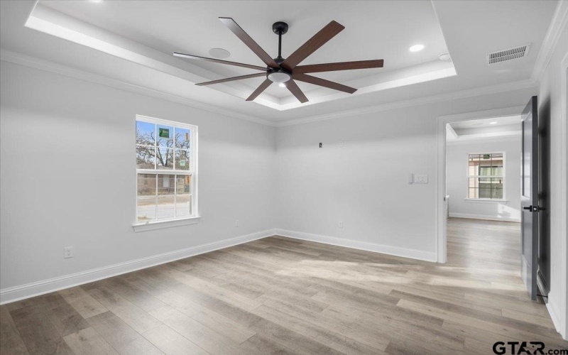 906 Duckenfield Avenue, Tyler, TX 75701, 3 Bedrooms Bedrooms, ,2 BathroomsBathrooms,Residential,For Sale,906 Duckenfield Avenue,0,26002456