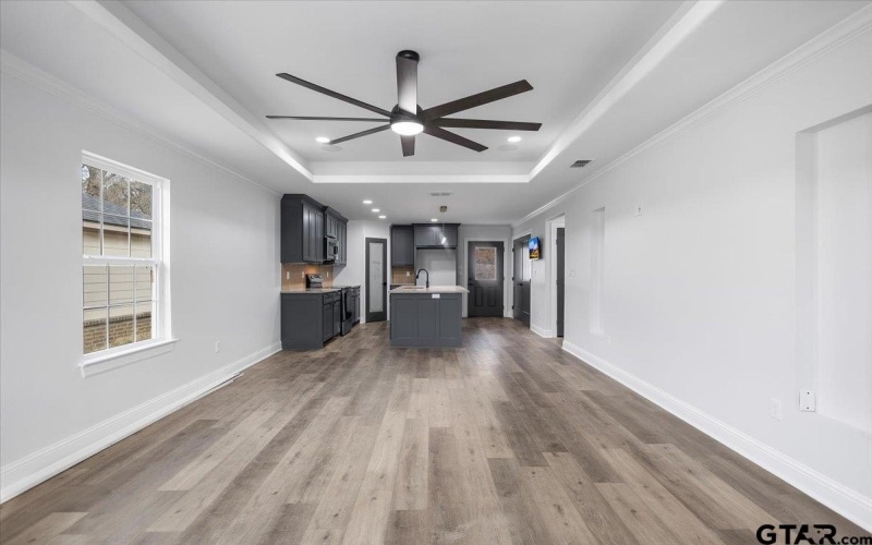 906 Duckenfield Avenue, Tyler, TX 75701, 3 Bedrooms Bedrooms, ,2 BathroomsBathrooms,Residential,For Sale,906 Duckenfield Avenue,0,26002456