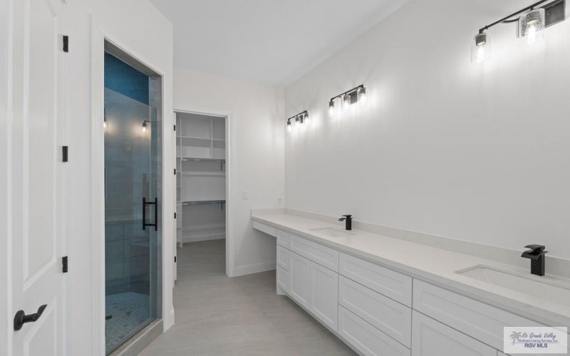 9012 NEW ORLEANS CT., LOS FRESNOS, TX 78566, 4 Bedrooms Bedrooms, ,2 BathroomsBathrooms,Residential,For Sale,9012 NEW ORLEANS CT.,0,29772251