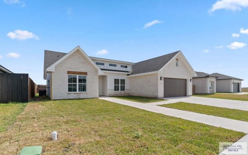 9012 NEW ORLEANS CT., LOS FRESNOS, TX 78566, 4 Bedrooms Bedrooms, ,2 BathroomsBathrooms,Residential,For Sale,9012 NEW ORLEANS CT.,0,29772251