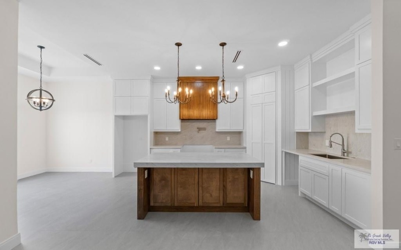 9012 NEW ORLEANS CT., LOS FRESNOS, TX 78566, 4 Bedrooms Bedrooms, ,2 BathroomsBathrooms,Residential,For Sale,9012 NEW ORLEANS CT.,0,29772251