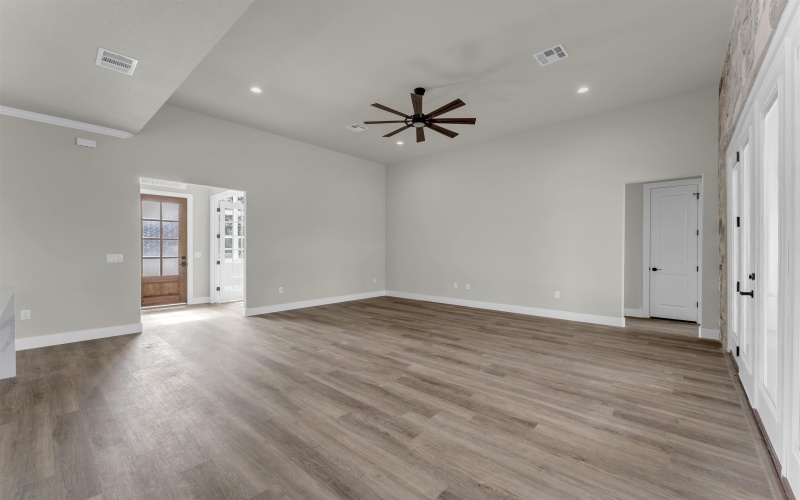 108 Double Circle Drive, Burnet, TX 78611, 4 Bedrooms Bedrooms, ,3 BathroomsBathrooms,Residential,For Sale,108 Double Circle Drive,0,174931