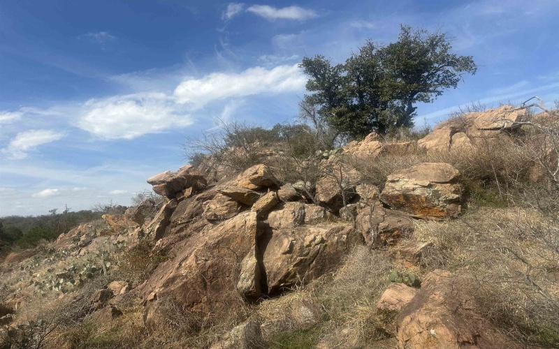 190 Clear Creek Drive, Burnet, TX 78628, 3 Bedrooms Bedrooms, ,2 BathroomsBathrooms,Residential,For Sale,190 Clear Creek Drive,0,176576