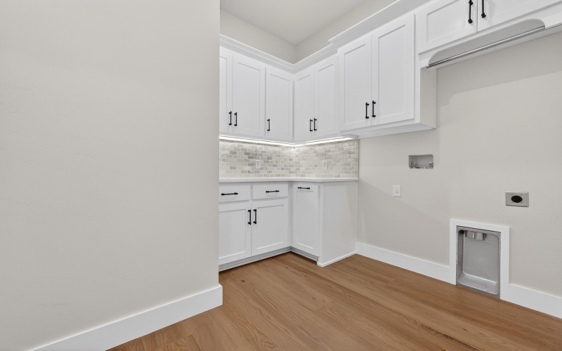 16309 County Rd 1260, Wolfforth, TX 79382, 4 Bedrooms Bedrooms, ,3 BathroomsBathrooms,Residential,For Sale,16309 County Rd 1260,0,202602342