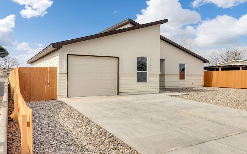 1011 N Carol Ave, Monahans, TX 79756, 4 Habitaciones Habitaciones , ,2 BañosBaños,Residential,En Venta,1011 N Carol Ave,0,167544