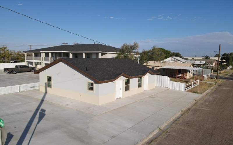 1500 N Main St, Monahans, TX 79756, ,Residential,En Venta,1500 N Main St,0,167547