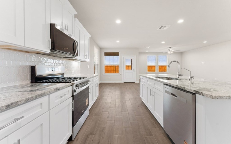 2101 Fortune Dr., Midland, TX 79707, 4 Habitaciones Habitaciones , ,2 BañosBaños,Residential,En Venta,2101 Fortune Dr.,0,167551