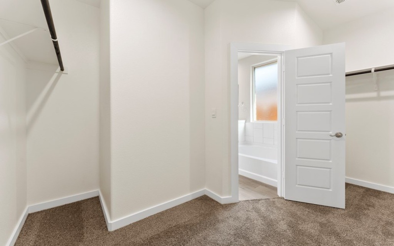 2101 Fortune Dr., Midland, TX 79707, 4 Habitaciones Habitaciones , ,2 BañosBaños,Residential,En Venta,2101 Fortune Dr.,0,167551