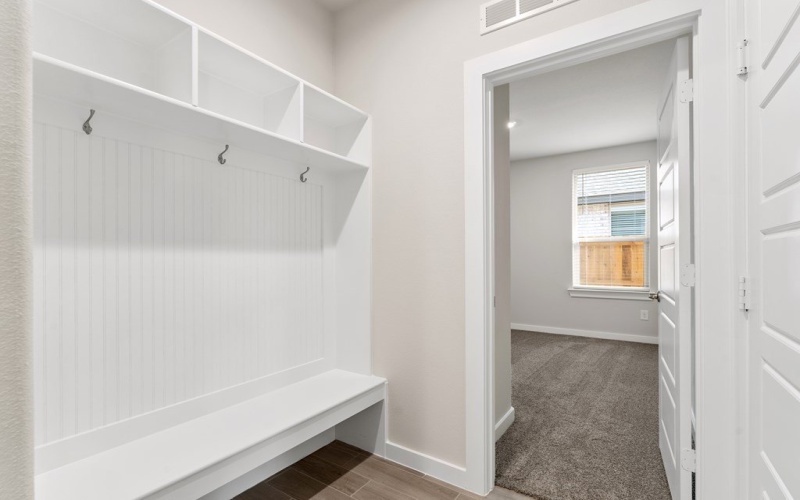 2101 Fortune Dr., Midland, TX 79707, 4 Habitaciones Habitaciones , ,2 BañosBaños,Residential,En Venta,2101 Fortune Dr.,0,167551