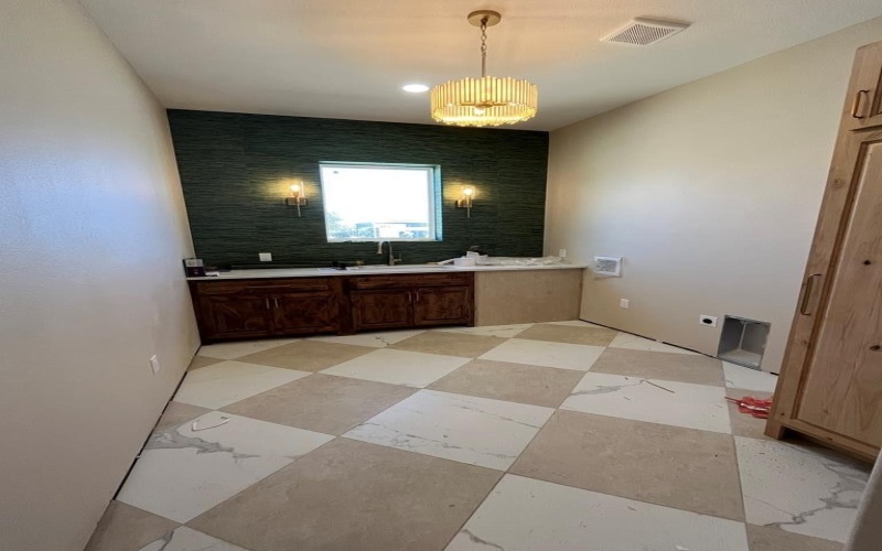 305 Edinburgh Road, San Angelo, TX 76901, 4 Bedrooms Bedrooms, ,3 BathroomsBathrooms,Residential,For Sale,305 Edinburgh Road,0,131718