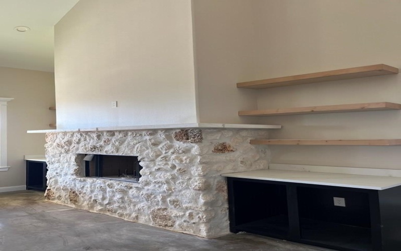 305 Edinburgh Road, San Angelo, TX 76901, 4 Bedrooms Bedrooms, ,3 BathroomsBathrooms,Residential,For Sale,305 Edinburgh Road,0,131718