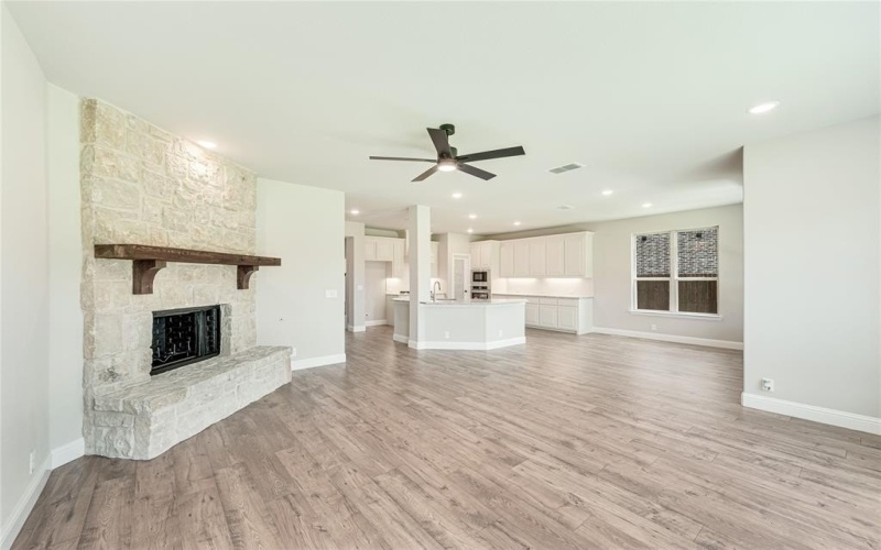 3104 Blazing Star Road, Mesquite, TX 75181, 4 Bedrooms Bedrooms, ,2 BathroomsBathrooms,Residential,For Sale,3104 Blazing Star Road,20588565
