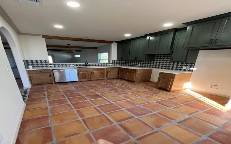 1405 Kenwood Dr, San Angelo, TX 76903, 3 Bedrooms Bedrooms, ,2 BathroomsBathrooms,Residential,For Sale,1405 Kenwood Dr,0,131723