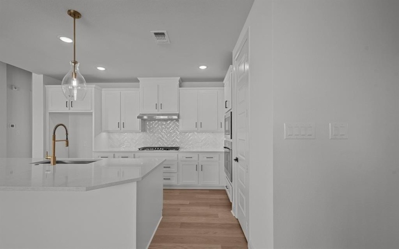 604 Lundy Lane, Mansfield, TX 76063, 4 Bedrooms Bedrooms, ,3 BathroomsBathrooms,Residential,For Sale,604 Lundy Lane,20643804