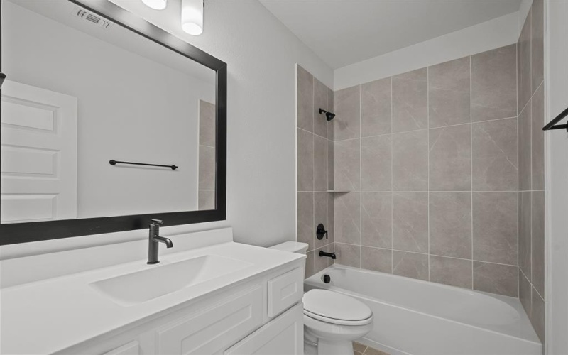 604 Lundy Lane, Mansfield, TX 76063, 4 Bedrooms Bedrooms, ,3 BathroomsBathrooms,Residential,For Sale,604 Lundy Lane,20643804