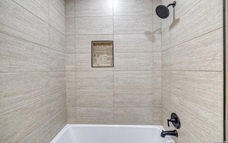 207 Riverside Drive, Uvalde, TX 78801, 4 Bedrooms Bedrooms, ,2 BathroomsBathrooms,Residential,For Sale,207 Riverside Drive,0,1942805