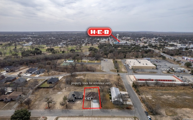 207 Riverside Drive, Uvalde, TX 78801, 4 Bedrooms Bedrooms, ,2 BathroomsBathrooms,Residential,For Sale,207 Riverside Drive,0,1942805