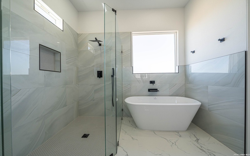 999 County Road 319, La Vernia, TX 78121, 4 Bedrooms Bedrooms, ,3 BathroomsBathrooms,Residential,For Sale,999 County Road 319,0,1942817