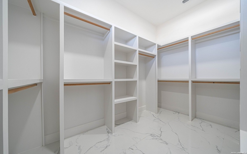 999 County Road 319, La Vernia, TX 78121, 4 Bedrooms Bedrooms, ,3 BathroomsBathrooms,Residential,For Sale,999 County Road 319,0,1942817