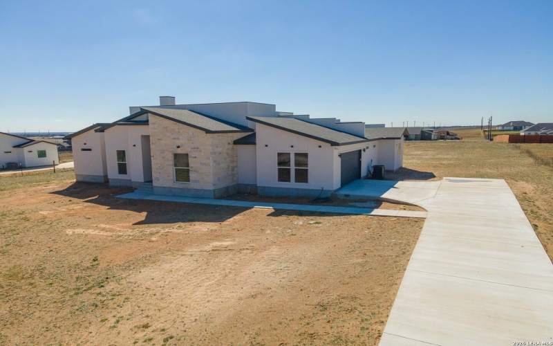 999 County Road 319, La Vernia, TX 78121, 4 Bedrooms Bedrooms, ,3 BathroomsBathrooms,Residential,For Sale,999 County Road 319,0,1942817