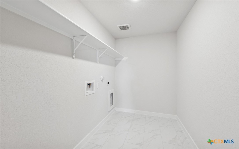 129 Radnor Road, New Braunfels, TX 78130, 4 Habitaciones Habitaciones , ,5 BañosBaños,Residential,En Venta,129 Radnor Road,0,605150