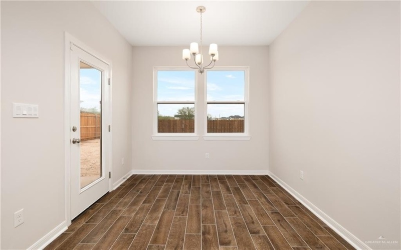 956 W Star Flower Street, Edinburg, TX 78541, 3 Habitaciones Habitaciones , ,2 BañosBaños,Residential,En Venta,956 W Star Flower Street,0,493555