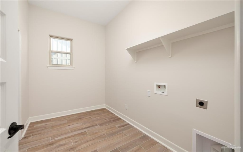 14820 Aqualina Way, McAllen, TX 78504, 5 Bedrooms Bedrooms, ,5 BathroomsBathrooms,Residential,For Sale,14820 Aqualina Way,0,494803