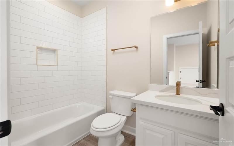 14820 Aqualina Way, McAllen, TX 78504, 5 Bedrooms Bedrooms, ,5 BathroomsBathrooms,Residential,For Sale,14820 Aqualina Way,0,494803