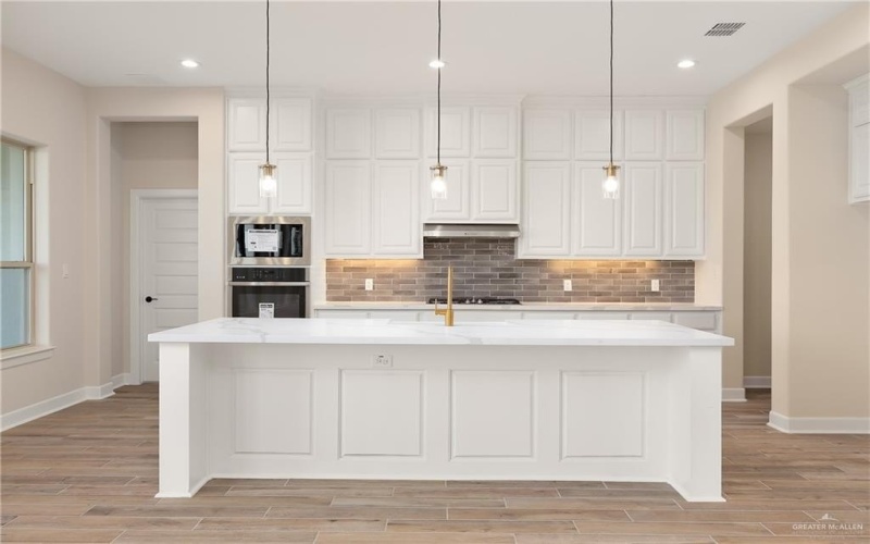 14820 Aqualina Way, McAllen, TX 78504, 5 Bedrooms Bedrooms, ,5 BathroomsBathrooms,Residential,For Sale,14820 Aqualina Way,0,494803