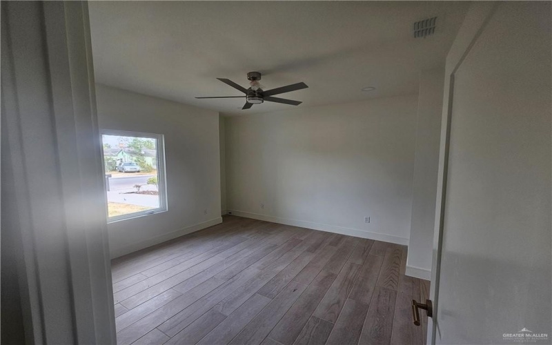 2905 Gumwood Avenue, McAllen, TX 78501, 3 Habitaciones Habitaciones , ,2 BañosBaños,Residential,En Venta,2905 Gumwood Avenue,0,495010