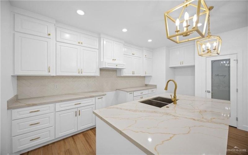 556 Demi Street, Edinburg, TX 78542, 3 Bedrooms Bedrooms, ,2 BathroomsBathrooms,Residential,For Sale,556 Demi Street,0,496350